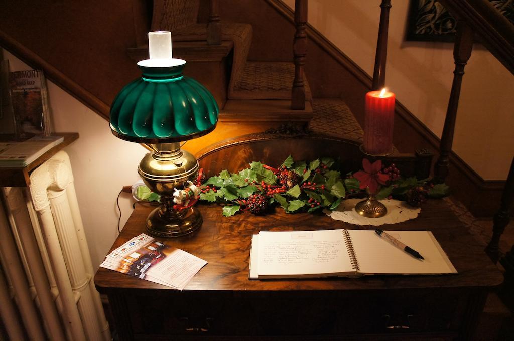Maplecroft Bed & Breakfast Barre Kültér fotó